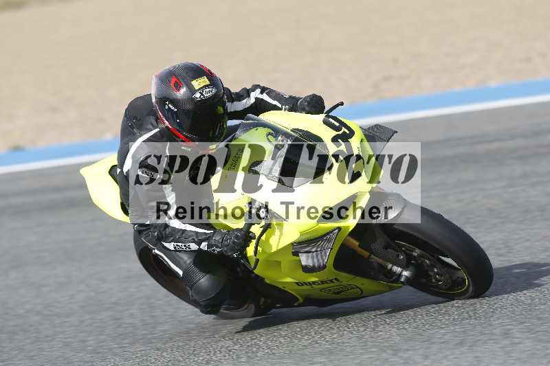 /Archiv-2024/02 29.01.-02.02.2024 Moto Center Thun Jerez/Gruppe gruen-green/229